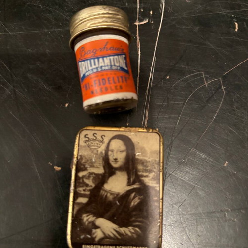 Gramophone needles used, vintage boxes