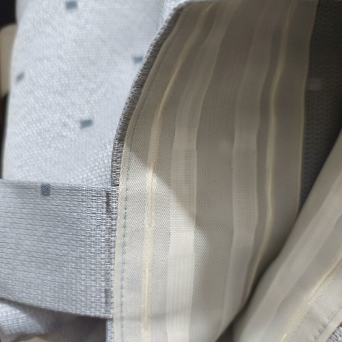 Curtain 280cm width, 220cm height, 8cm hem extension