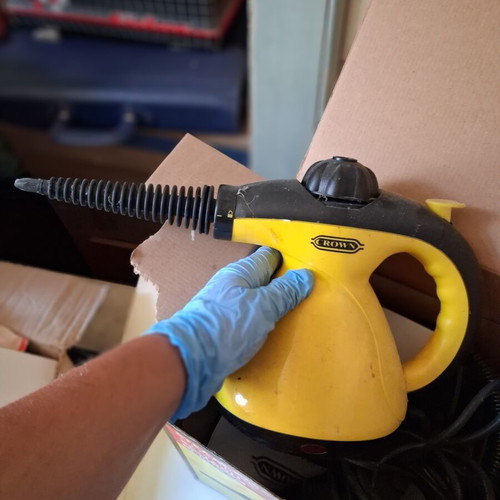 Crown SC-160H handheld steam cleaner like new with accessories and box