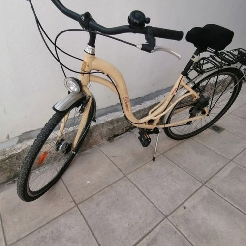 Matrix Donna 28'' city bike used with Shimano and Abus lock