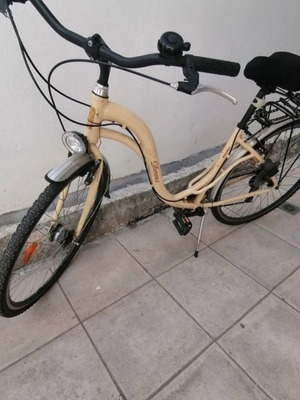Matrix Donna 28'' city bike used with Shimano and Abus lock