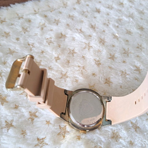Loisir watch used, beige with thick strap