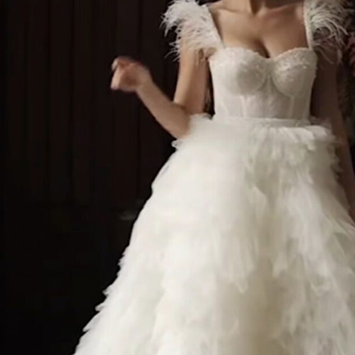 Anna Sposa 2-in-1 wedding dress 2025 with Swarovski crystals