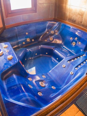 Mini heated personal spa pool 4 seats with hydro and air massage new