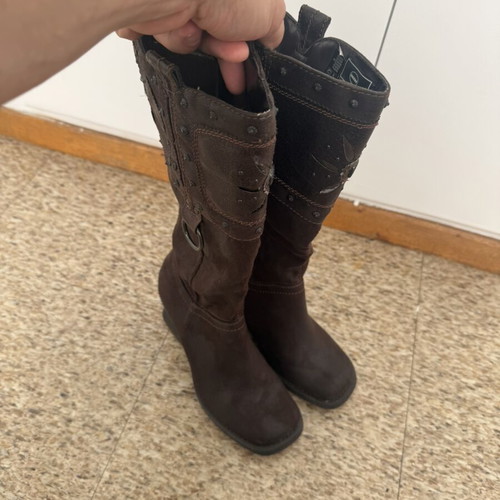 Boots size 37 like new, brown