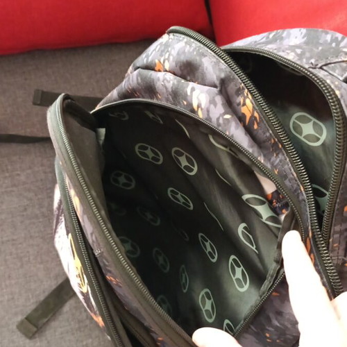 No Fear School Bag like new, ideal up to 3rd Gymnasium
