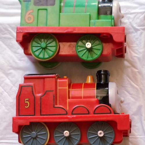 Mattel Thomas the Tank Engine Trackmaster Fossil Rock train set