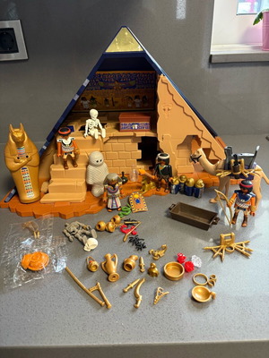 Playmobil Egypt used, pyramid with figures and accessories