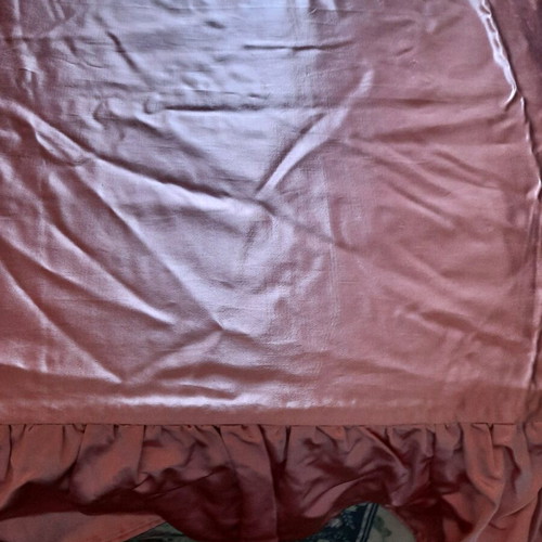 Satin couvre lit used, width 1.63 m length 2.24 m