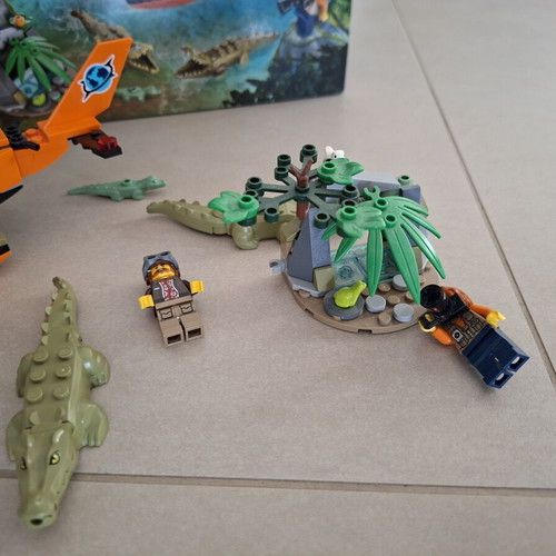 Lego City Exploration Jungle Explorer Water Plane 60425 like new