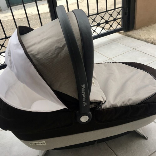 Peg Perego 3 in 1 Easy Drive stroller set like new