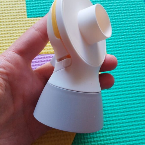 Medela Swing Maxi electric double breast pump like new