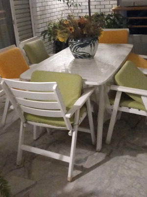 Outdoor dining set with table and 6 chairs