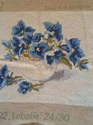 Goblen Violets new, handmade without frame
