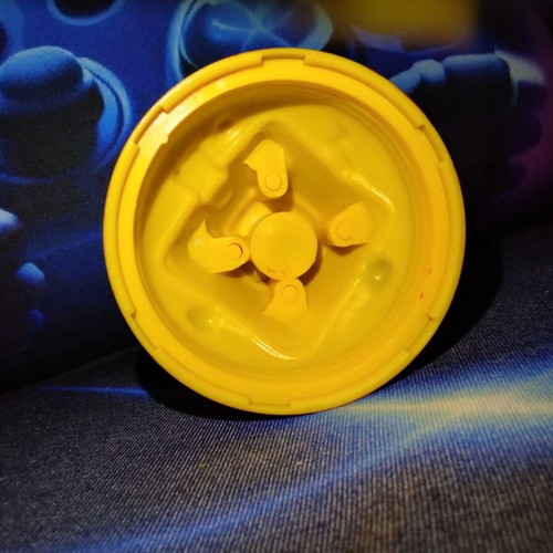 Tweety Vintage Magnetic Dome Toy 1990, used, Warner Bros