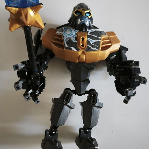 Lego Legends of Chima Chi Gorzan 70202 like new complete set with instructions