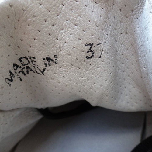Gianfranco Ferre Logo Print Sneakers like new, size 37, black and white