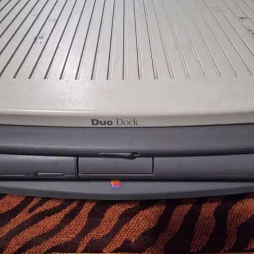 Apple Macintosh Duo Dock used, non-working, rare for collectors