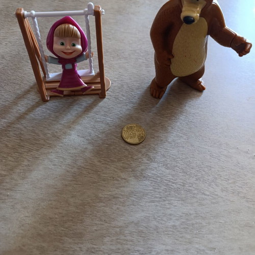 Masha and the Bear large figures used