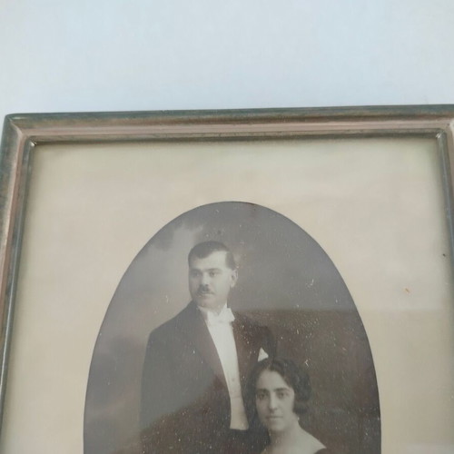 Couple photograph used in frame from 1924
