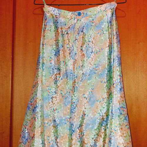 Floral summer skirt like new, multicolor A-Style