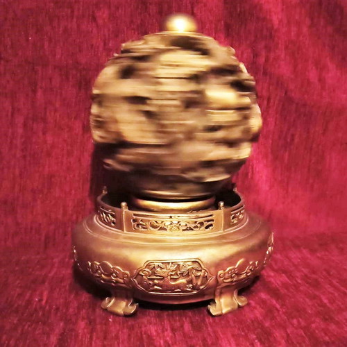 Chinese rotating feng shui ball like new, solid bronze