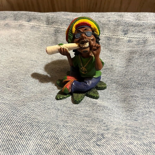 Jamaica figure like new