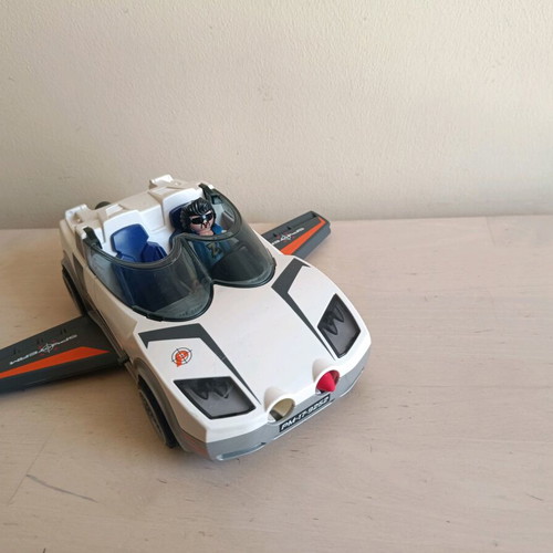 Playmobil vehicle used, ideal for water play