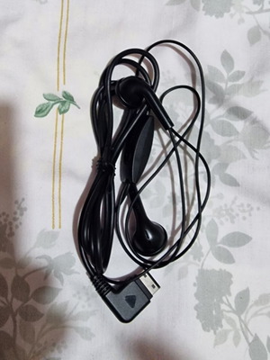 Hand free for Samsung mobile like new