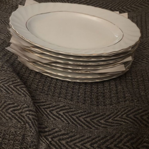 Bavarian porcelain oval plates set of 7, gold-trimmed, new, 1950-1980