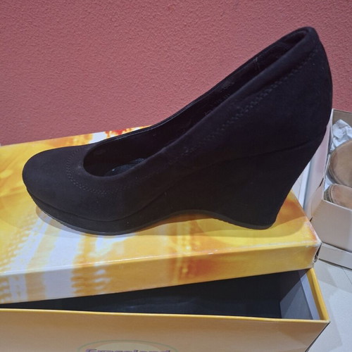 Wedge platform women's shoes like new, size 37