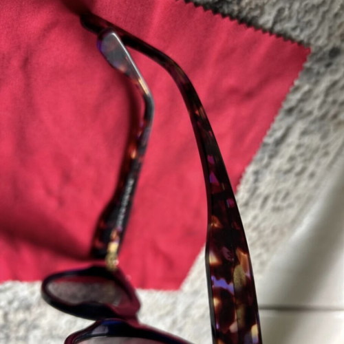 Envy women's cat eye sunglasses like new, blue with leopard details