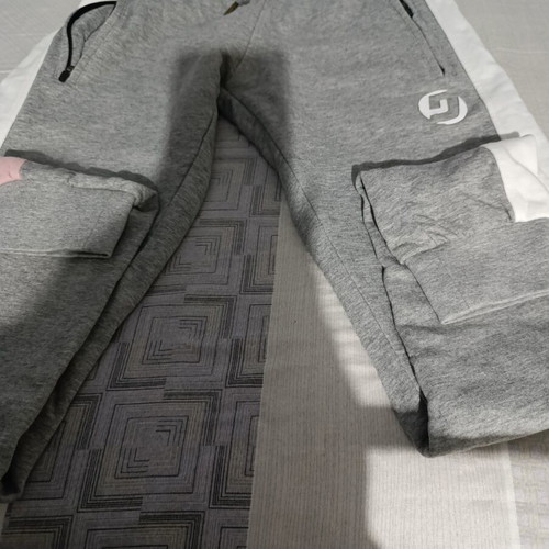 District women's set used, black and gray crop-top hoodie and leggings size M