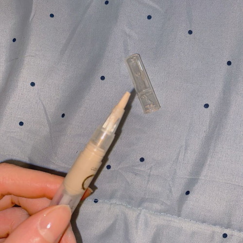 Golden Rose liquid concealer used, shade 04