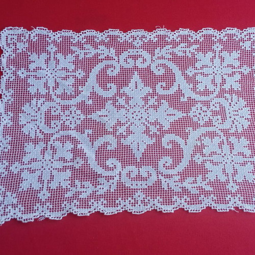 Filet lace handmade vintage table runner from Tinos 1950s