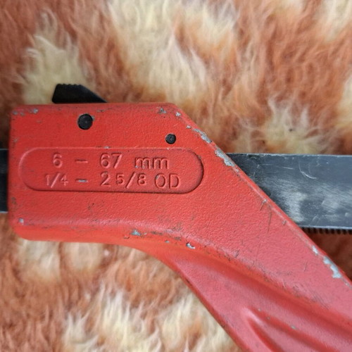 Copper pipe cutter like new for pipes up to 67mm