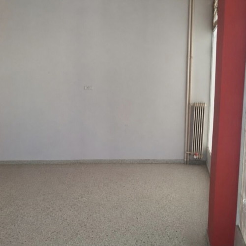 Commercial shop 30 sqm corner at Agios Dimitrios, Attica