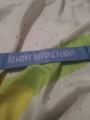 1 keychain remove before flight / junior pilots