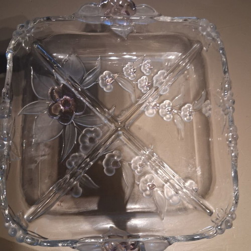 Crystal ordervier with floral design like new, vintage
