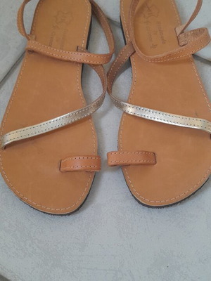 Sandals like new, beige, size 41, platform style
