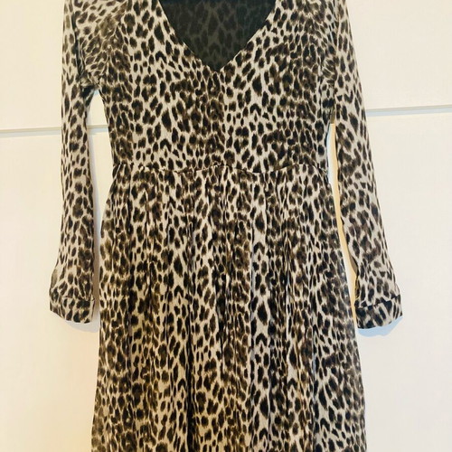 Pepe Jeans leopard dress small like new