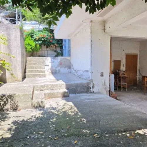 Apartment 136 m² with 3 bedrooms, garden, bbq, and view in Agios Loukas Kavala