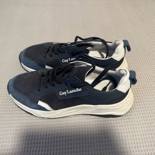 Guy Laroche sneakers like new, size 43, blue