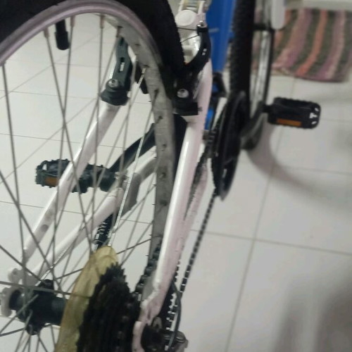 Mountain bike 26 inch blue like new, men's with gears and suspension