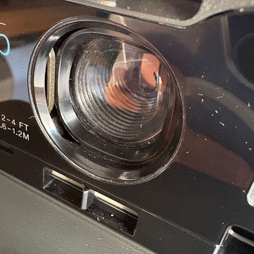 Polaroid 636 Close Up camera like new with 1 film pack (8 shots)