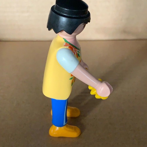 Playmobil figures used, 28 hippies without box