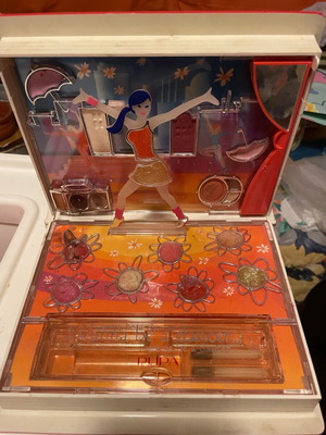 Makeup Book Pupa used collectible