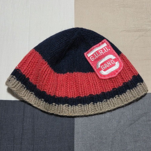 Guru men's hat like new, size XL, blue multicolor