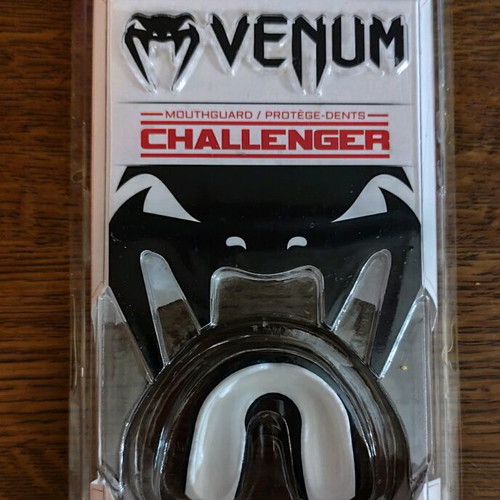 Venum mouthguard new, sealed box