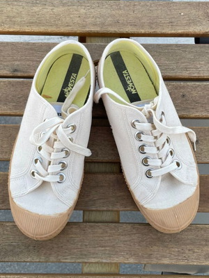 Novesta Star Master trainers used, size 37, white